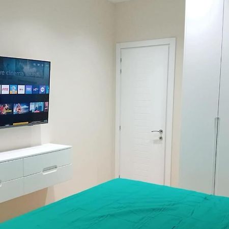 Tirana Road Blloku Area Apartment Ngoại thất bức ảnh