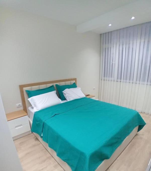 Tirana Road Blloku Area Apartment Ngoại thất bức ảnh