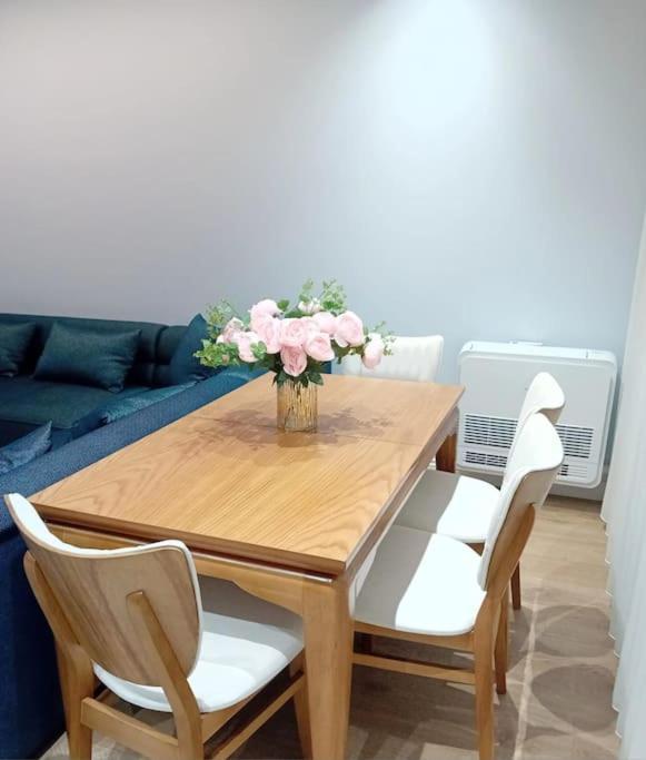 Tirana Road Blloku Area Apartment Ngoại thất bức ảnh