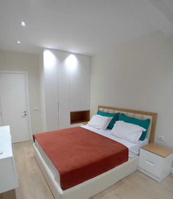 Tirana Road Blloku Area Apartment Ngoại thất bức ảnh