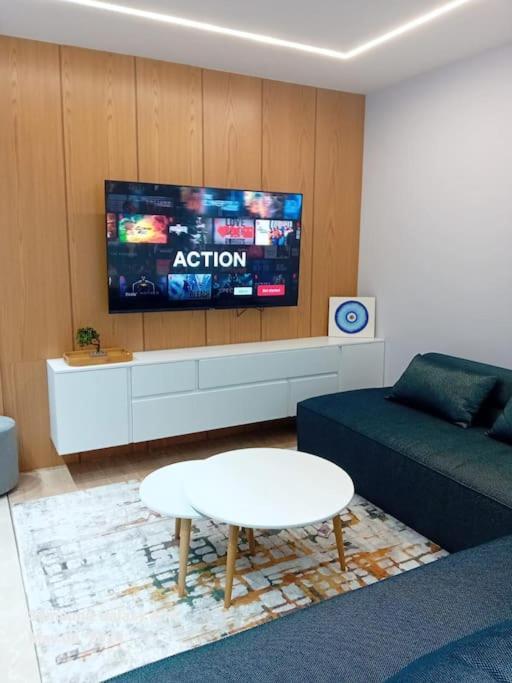 Tirana Road Blloku Area Apartment Ngoại thất bức ảnh